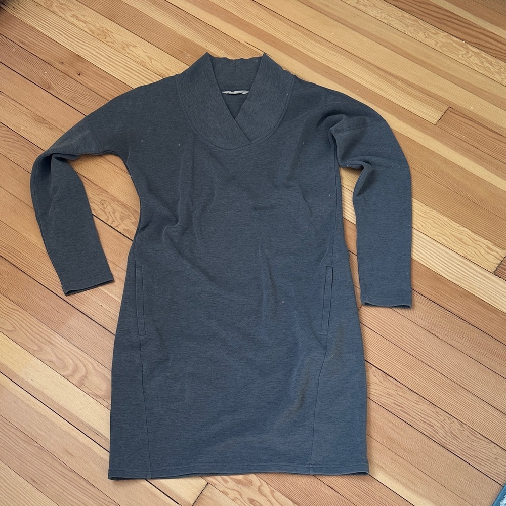 Athleta Slate Long Sleeve Dress